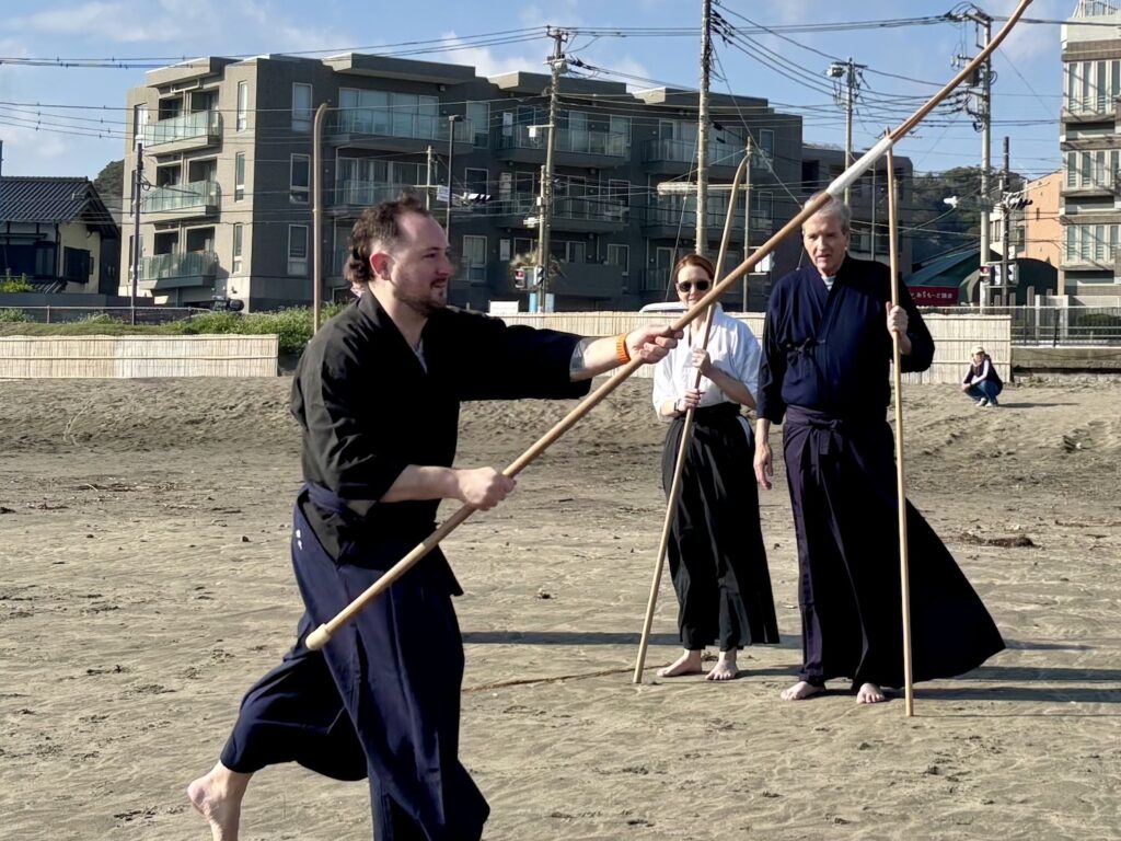 Naginata Experience at Yuigahama Beach
