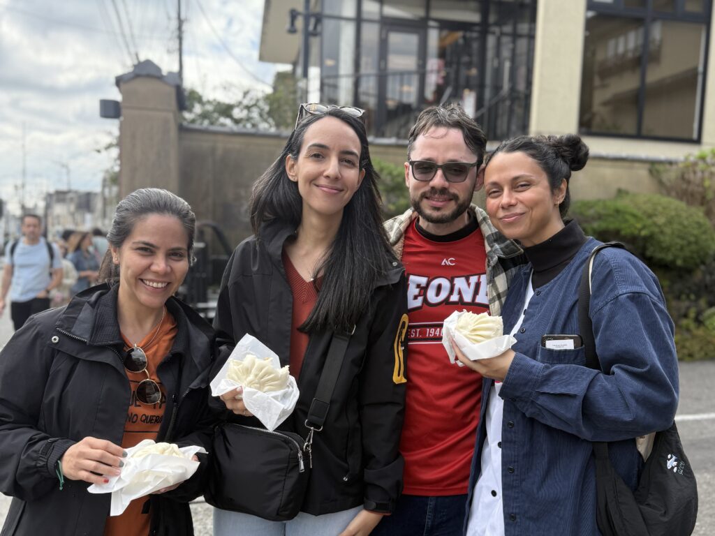 Customized Half-Day Tour with Local Guide Kamakura Enjoyning Pork Bun