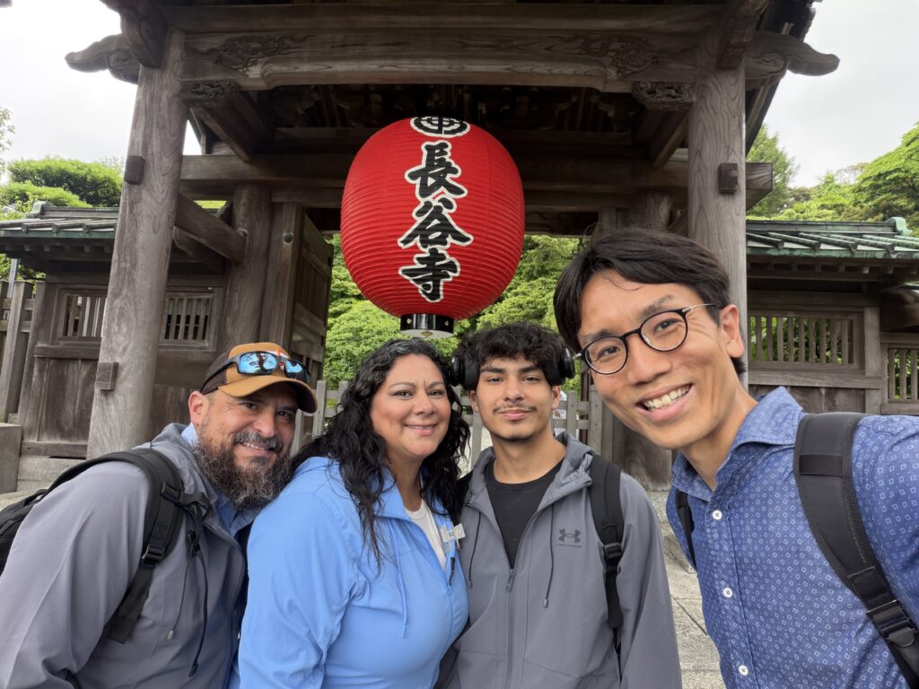 Guests from the United States at Hasedera Temple in Kamakura