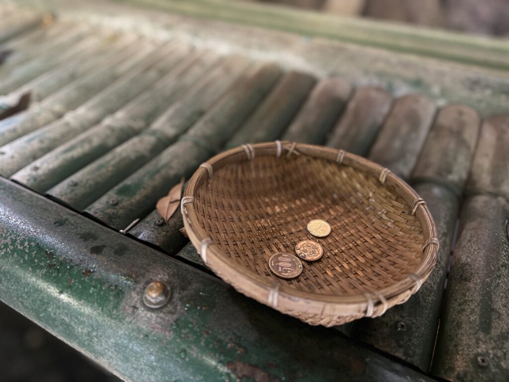 Zeniarai Benzaiten Shrine