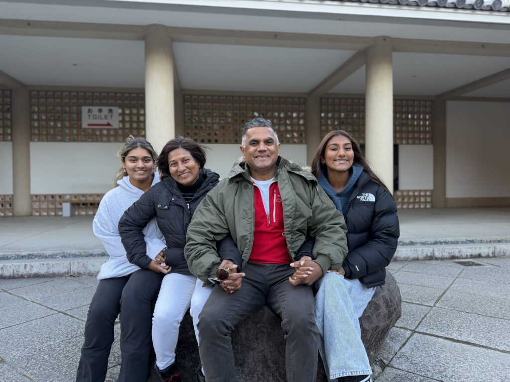 Guests at Kotoku-in Temple in Kamakura
